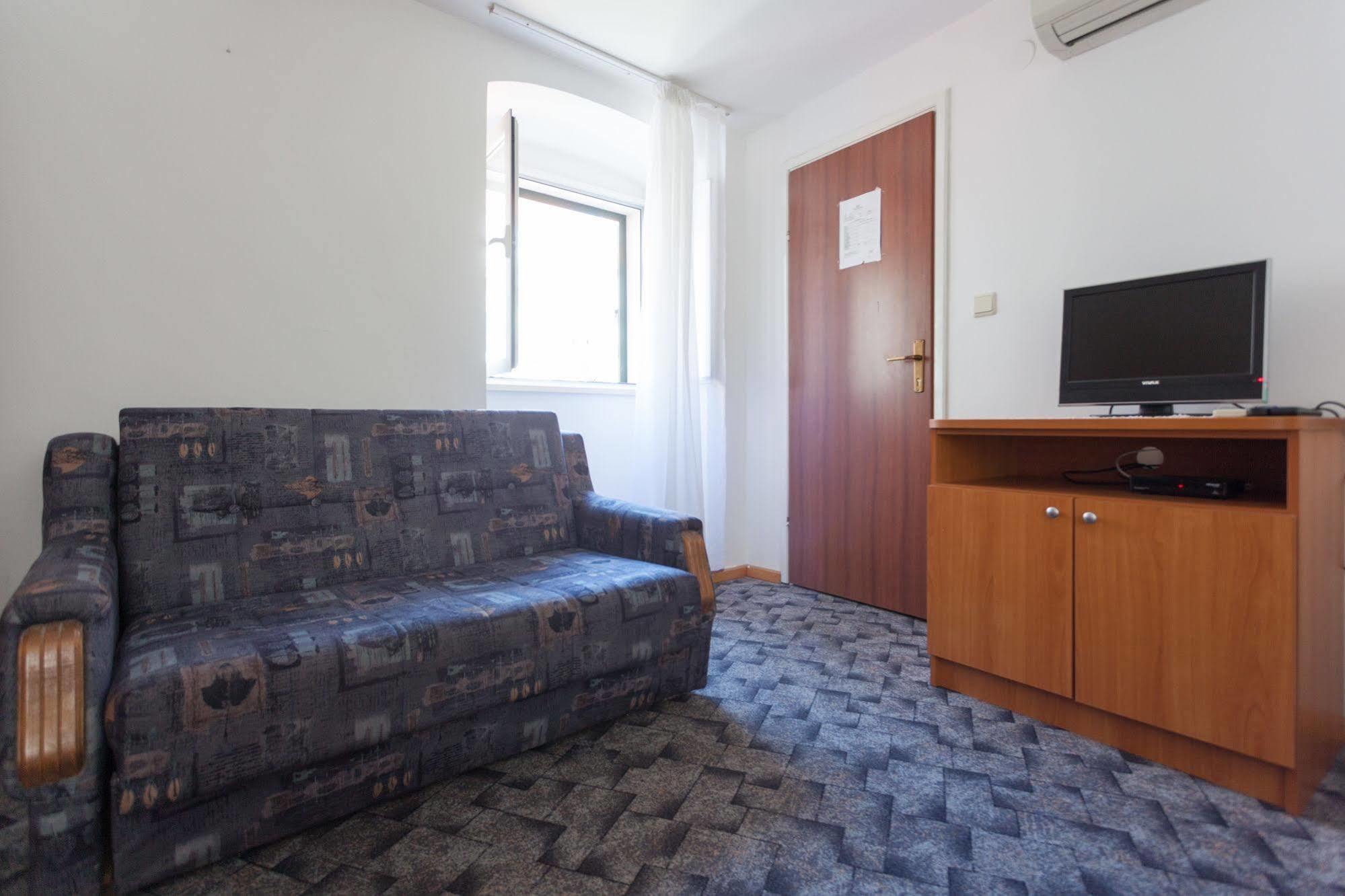 X-Rooms Дубровник Екстериор снимка