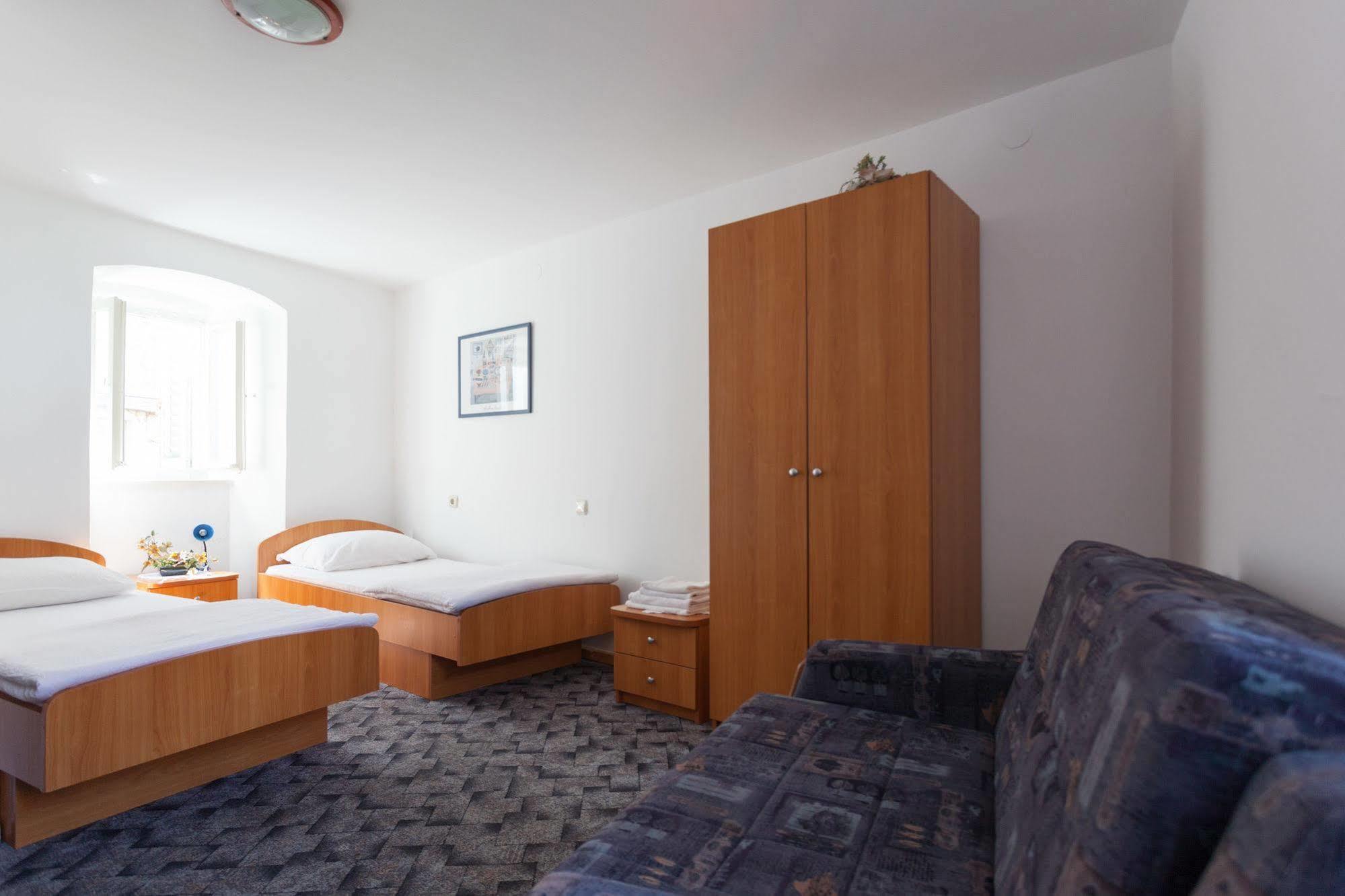 X-Rooms Дубровник Екстериор снимка
